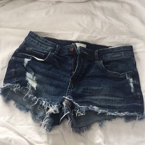 H&M frayed jean shorts